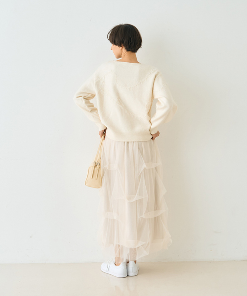 EMMA ROUGE VIF(エマルージュヴィフ)の「【一部店舗限定】フェザーラインニットプルオーバー(ニット/セーター・レディース・チャコールグレー/オフホワイト・フリー)」の17枚目の写真