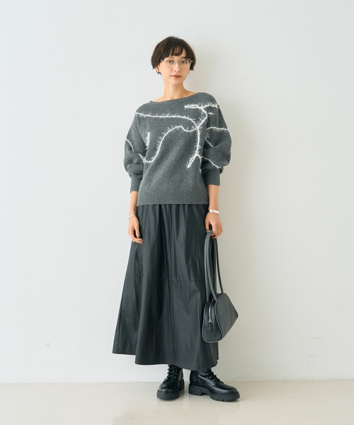 EMMA ROUGE VIF(エマルージュヴィフ)の「【一部店舗限定】フェザーラインニットプルオーバー(ニット/セーター・レディース・チャコールグレー/オフホワイト・フリー)」の18枚目の写真