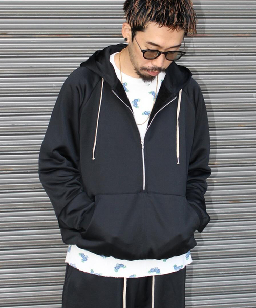 rajabrooke(ラジャブルック)の「rajabrooke / ラジャブルック SWEAT / OCTA HOODIE(パーカー・メンズ・ブラック・MEDIUM/LARGE)」の2枚目の写真