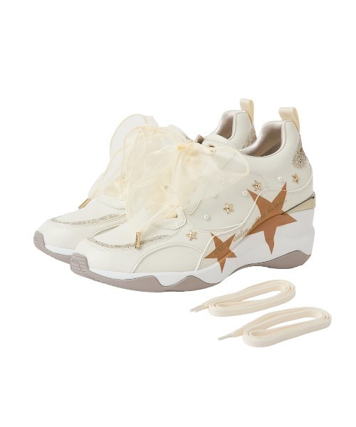 +diana（プラスダイアナ）の「【数量限定】ヒールアップスニーカー 6cm（スニーカー・レディース・アイボリー・22.5cm/22.0cm/21.5cm/25.5cm/25.0cm/24.5cm/24.0cm/23.5cm/23.0cm）」の2枚目の写真