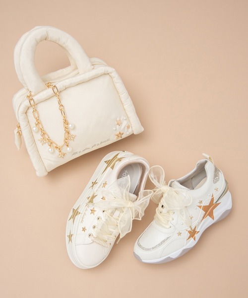 +diana（プラスダイアナ）の「【数量限定】ヒールアップスニーカー 6cm（スニーカー・レディース・アイボリー・22.5cm/22.0cm/21.5cm/25.5cm/25.0cm/24.5cm/24.0cm/23.5cm/23.0cm）」の8枚目の写真