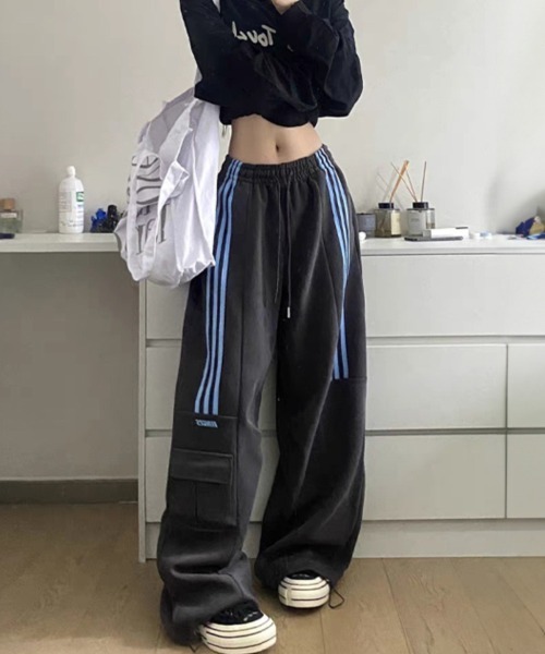 SallyLunn(サリーラン)の「サイドラインルーズパンツ(その他パンツ・レディース・ホワイト/グレー・MEDIUM/LARGE)」の7枚目の写真