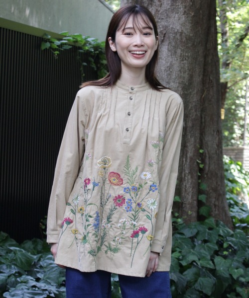 スーパーハッカ（SUPER HAKKA）/ソフトコーデュロイスタンディングフラワー刺繍チュニックブラウス セール】ソフトコーデュロイスタンディングフラワー刺繍チュニック