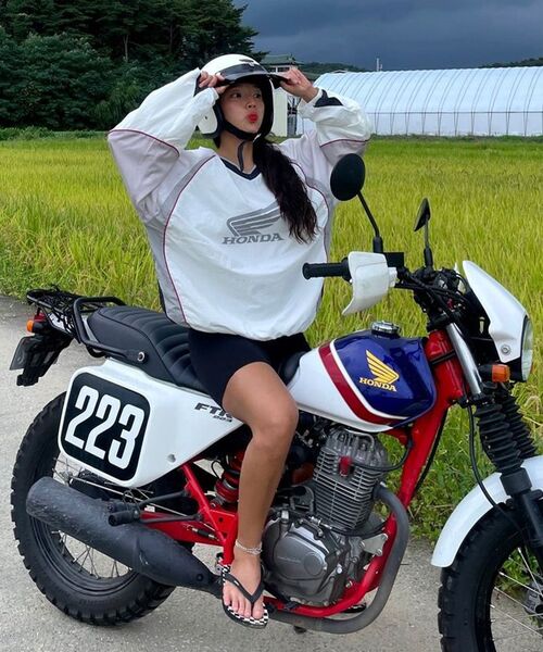 PHYPS MOTORCYCLE(フィップスモーターサイクル)の「Speed Track nylon Long sleeve Ivory(Tシャツ/カットソー・レディース・その他・X-LARGE/LARGE/SMALL/MEDIUM/XX-LARGE)」の13枚目の写真