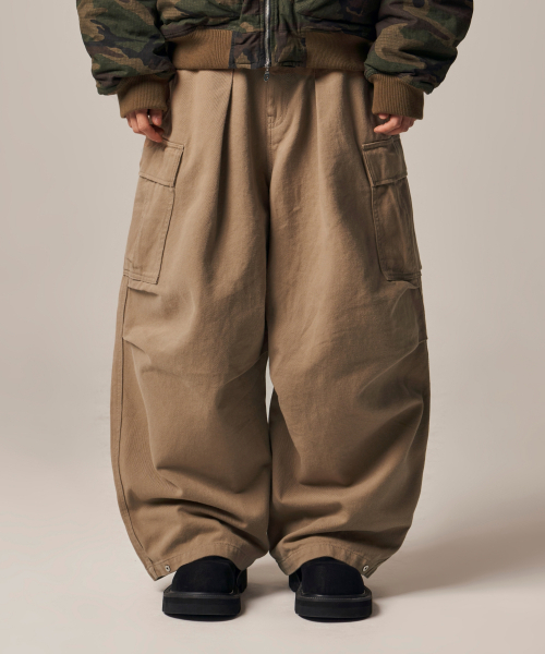 IDWS(アイドンワナセル)の「Titan Cargo Balloon Pants Beige(その他パンツ・レディース・その他・2/0/1)」の7枚目の写真