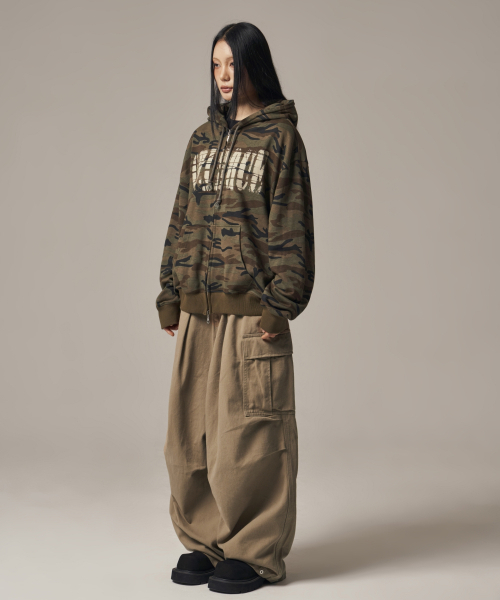 IDWS(アイドンワナセル)の「Titan Cargo Balloon Pants Beige(その他パンツ・レディース・その他・2/0/1)」の12枚目の写真