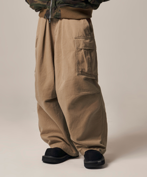 IDWS(アイドンワナセル)の「Titan Cargo Balloon Pants Beige(その他パンツ・レディース・その他・2/0/1)」の19枚目の写真