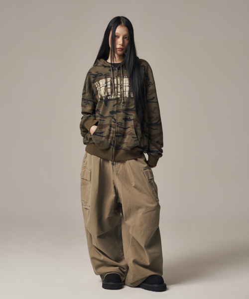 IDWS(アイドンワナセル)の「Titan Cargo Balloon Pants Beige(その他パンツ・レディース・その他・2/0/1)」の20枚目の写真