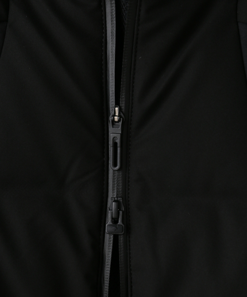 DESCENTE ALLTERRAIN(デサント オルテライン)の「【DESCENTE ALLTERRAIN/デサントオルテライン】 MIZUSAWA DOWN OVERSI(ダウンジャケット/コート・レディース・ブラック・SMALL/MEDIUM)」の7枚目の写真