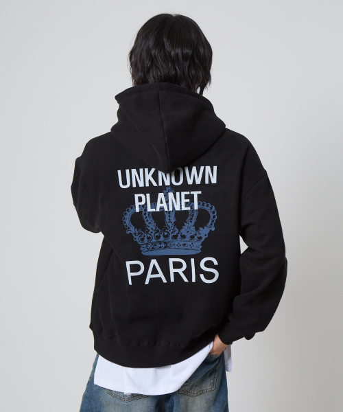 UNKNOWN PLANET(アンノウンプラネット)の「プラネットクラウングラフィックフードブラック(パーカー・レディース・その他・FREE)」の8枚目の写真
