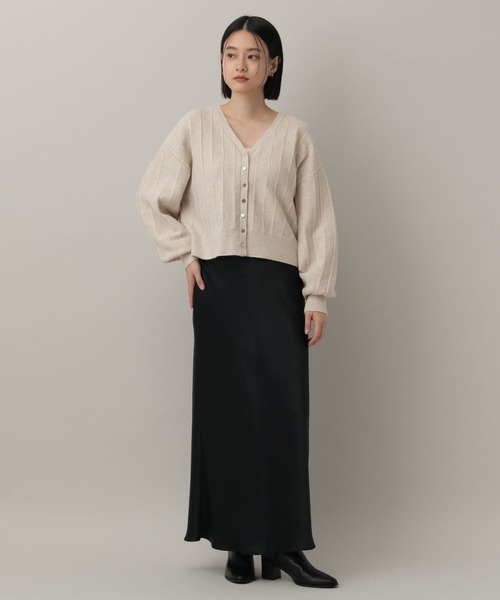 A part by（アパートバイ）の「アイレットニットカーディガン（カーディガン/ボレロ・レディース・グリーン/グレー系その他2/ネイビー/アイボリー・FREE）」の11枚目の写真