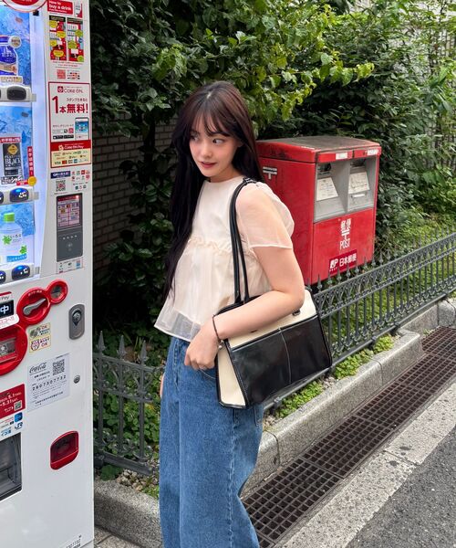 LENEORO(ルネオロ)の「カルモラショルダーバッグ(4色)(ショルダーバッグ・レディース・ブラック/オリーブ/アイボリー/モカ・FREE)」の19枚目の写真