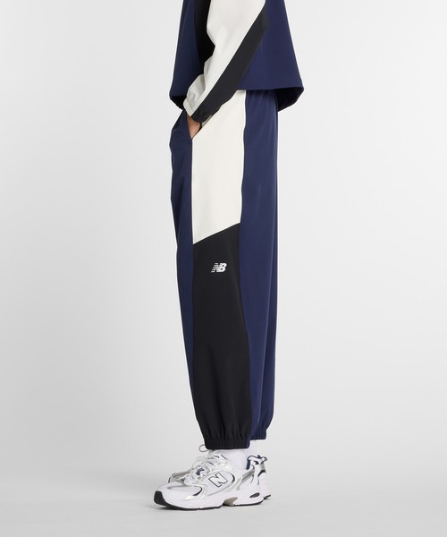 NEW BALANCE(ニューバランス)の「ウーブンジョガーパンツ(スウェットパンツ・レディース・ネイビー/ブラック/ライトグレー・SMALL/MEDIUM/LARGE/X-LARGE)」の16枚目の写真
