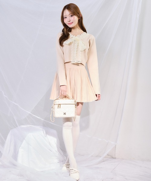 one after another NICE CLAUP（ワンアフターアナザーナイスクラップ）の「レース襟配色ニットセットアップ（セットアップ・レディース・アイボリー/ブラック/杢グレー・FREE）」の21枚目の写真