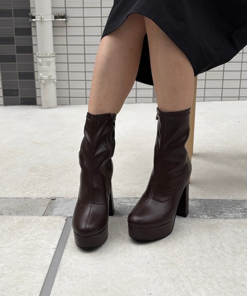 Tomieco(トミエコ)の「厚底ブーツ チャンキーヒール(ブーツ・レディース・ブラック/ブラウン系その他/ブラック系その他/ダークブラウン/ベージュ系その他・S/M/L/LL)」の20枚目の写真