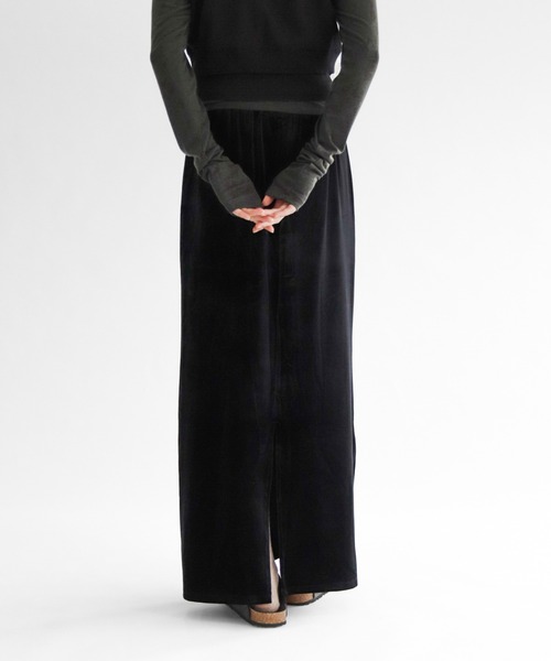 lit(リット)の「Velor Long Tight Skirt(スカート・レディース・ブラウン系その他/ブラック/ブルー・FREE)」の13枚目の写真