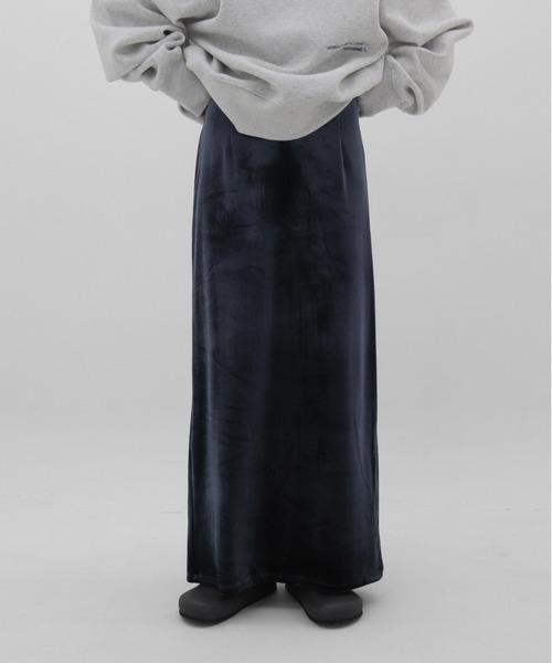 lit(リット)の「Velor Long Tight Skirt(スカート・レディース・ブラウン系その他/ブラック/ブルー・FREE)」の7枚目の写真