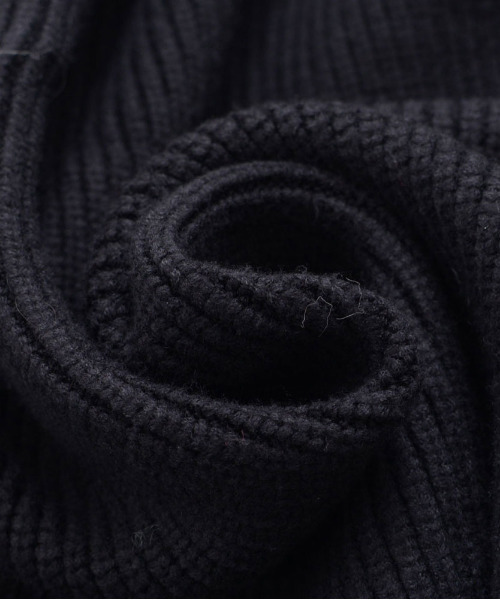 CavariA（キャバリア）の「『CavariA/キャバリア』ファー切り替えニットブルゾン（その他アウター・メンズ・グレー/ブラック・L/M）」の10枚目の写真