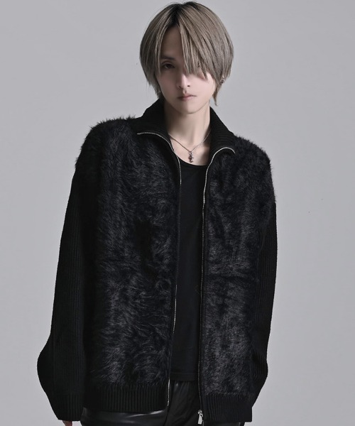 CavariA（キャバリア）の「『CavariA/キャバリア』ファー切り替えニットブルゾン（その他アウター・メンズ・グレー/ブラック・L/M）」の11枚目の写真