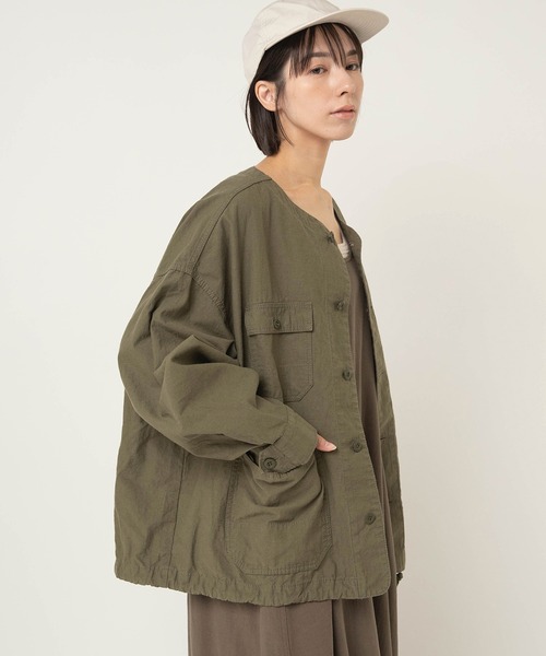 RNA-N（アールエヌエーエヌ）の「J2179 ノーカラーワークジャケット（ノーカラージャケット・レディース・オリーブ/ブラック/ナチュラル・FREE）」の9枚目の写真