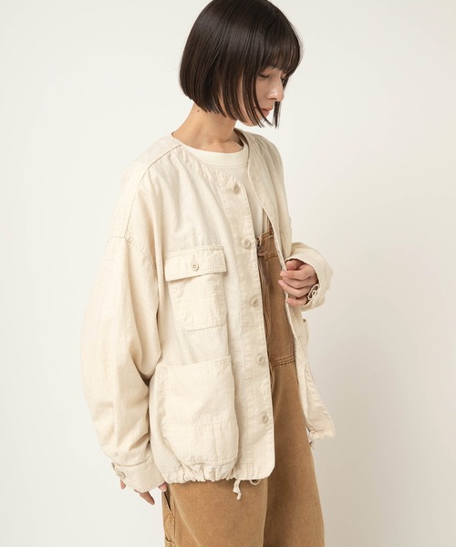 RNA-N（アールエヌエーエヌ）の「J2179 ノーカラーワークジャケット（ノーカラージャケット・レディース・オリーブ/ブラック/ナチュラル・FREE）」の5枚目の写真