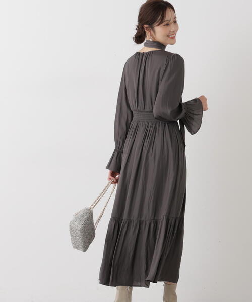 PROPORTION BODY DRESSING（プロポーションボディドレッシング）の「タイ付きギャザーワンピース / 1216140101（ワンピース・レディース・ダークグレー/グレー/ブルー・P/S/MEDIUM）」の19枚目の写真