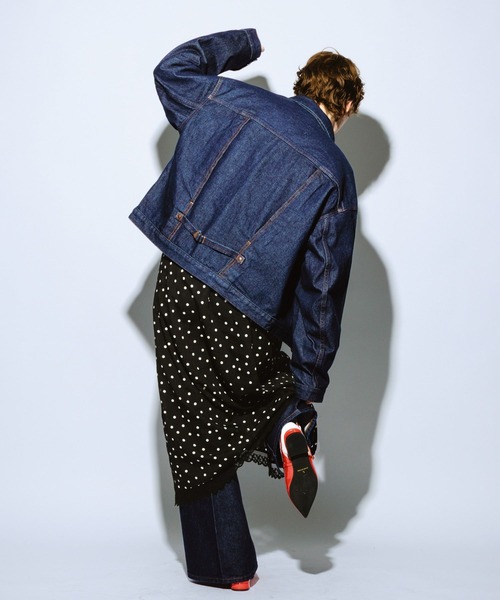 Wrangler（ラングラー）の「＜Wrangler＞別注タックストレートパンツ（デニムパンツ・レディース・ネイビー/ブラック・LARGE/MEDIUM）」の13枚目の写真