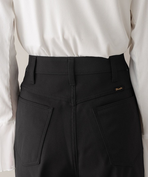 Wrangler（ラングラー）の「＜Wrangler＞別注タックストレートパンツ（デニムパンツ・レディース・ネイビー/ブラック・LARGE/MEDIUM）」の16枚目の写真