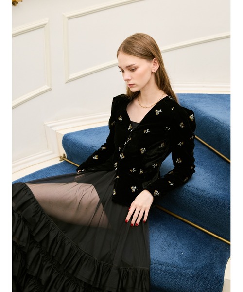 EIMY ISTOIRE（エイミーイストワール）の「フラワーモチーフベルベットパフショルダージャケット（Tシャツ/カットソー・レディース・ブラック・F）」の7枚目の写真