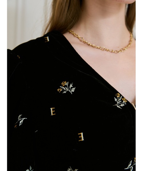 EIMY ISTOIRE（エイミーイストワール）の「フラワーモチーフベルベットパフショルダージャケット（Tシャツ/カットソー・レディース・ブラック・F）」の15枚目の写真