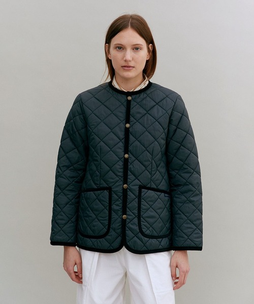 LAVENHAM(ラベンハム)の「Contrast Cornard Jacket Womens / コントラスト コナード ジャケット ウィメンズ|【 CREW NECK JACKET / クルー ネック ジャケット 】(その他アウター・レディース・ブラック・10/12/16/14/8/6)」の4枚目の写真