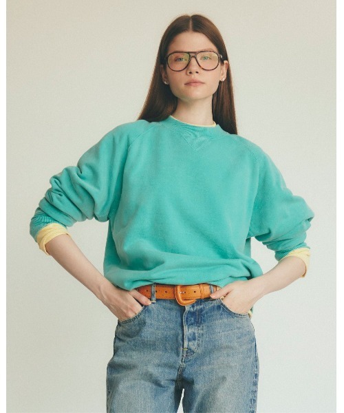 THE SHINZONE（ザ　シンゾーン）の「THE SHINZONE GARMENT DYED SWEATSHIRT 26SMSCU05（スウェット・レディース・チャコールグレー/ピンク/ライトブルー・FREE）」の2枚目の写真