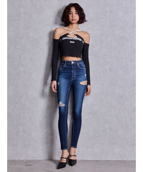 GYDA（ジェイダ）の「GDビジューMOLDチェーンストラップポインテッドミュール（パンプス・レディース・ブラック/オフホワイト・SMALL/LARGE/MEDIUM）」の8枚目の写真