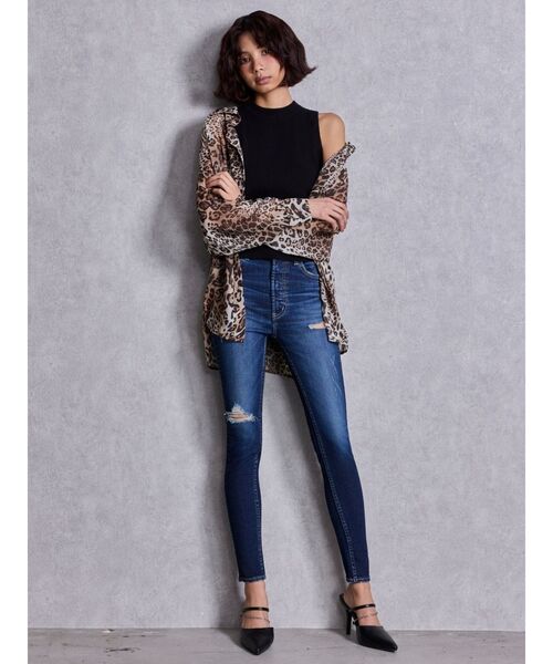 GYDA（ジェイダ）の「GDビジューMOLDチェーンストラップポインテッドミュール（パンプス・レディース・ブラック/オフホワイト・SMALL/LARGE/MEDIUM）」の13枚目の写真