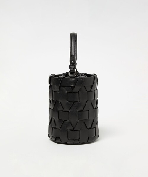 UNITED ARROWS（ユナイテッドアローズ）の「パネル メッシュ バケットバッグ（ショルダーバッグ・レディース・ブラック/オフホワイト・FREE）」の12枚目の写真