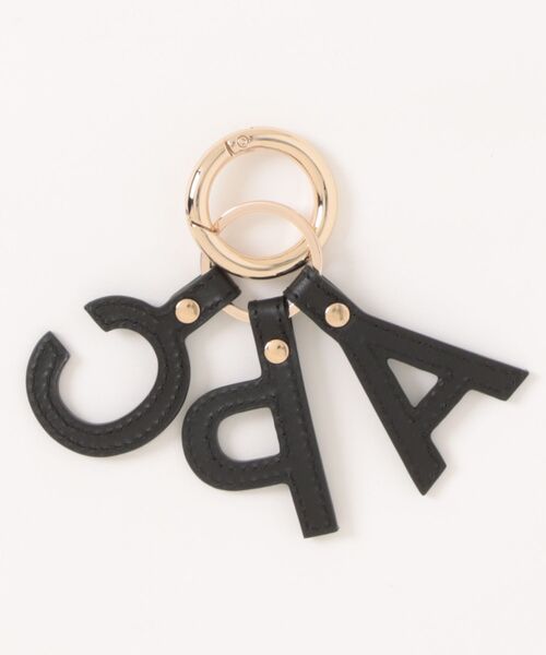 A.P.C.（アーペーセー）の「PORTE-CLEFS LETTRES APC/キーホルダー（キーホルダー・レディース・ブラック・ONESIZE）」の2枚目の写真