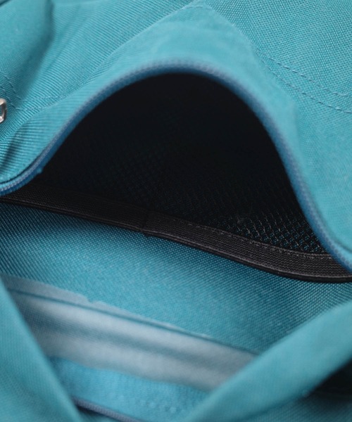 INNOCENT(イノセント)の「【T20】【Carhartt/カーハート】ESSENTIAL 21L LAPTOP BACKPACK(バックパック/リュック・メンズ・グリーン・FREE)」の17枚目の写真