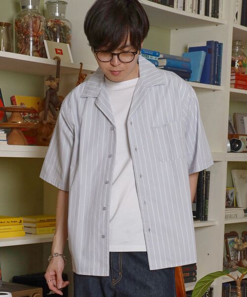 FFEIN(フェイン)の「【FFEIN(フェイン)】開襟ストライプ半袖シャツ / シャツ オープンカラー 半袖 ワンポイント 刺繍 ストライプ(シャツ/ブラウス・メンズ・スカイブルー/ライトグレー/ホワイト・SMALL/MEDIUM/LARGE)」の22枚目の写真