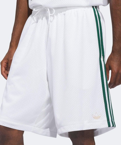 adidas（アディダス）の「スケートボーディングｘタイショーン バスケットボール ショーツ / ハーフパンツ / アディダスオリジナルス adidas Originals（その他パンツ・メンズ・ホワイト・X-LARGE/SMALL/MEDIUM/LARGE/3XL/XX-LARGE/X-SMALL）」の5枚目の写真