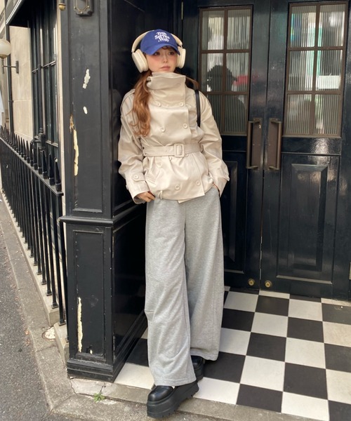 RAY CASSIN（レイカズン）の「スタンドショートトレンチコート（トレンチコート・レディース・ベージュ/ブラウン系その他2/ライトベージュ・FREE）」の5枚目の写真