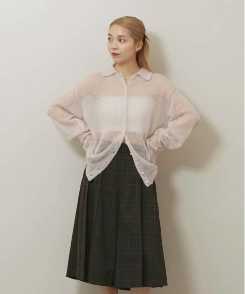 TODAYFUL（トゥデイフル）の「Soft Mohair Cardigan（ニット/セーター・レディース・インディゴブルー/キナリ/ベビーピンク・FREE）」の6枚目の写真