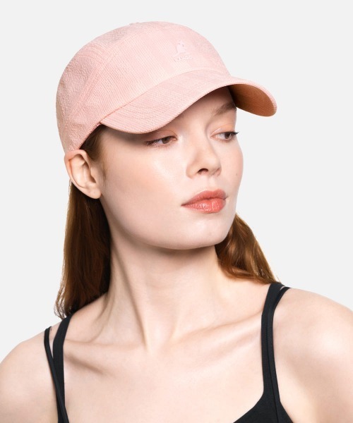KANGOL(カンゴール)の「KANGOL SEERSUCKER DRAPE 5-PANEL / カンゴール(キャップ・レディース・ブラック/ピンク・L/XL/S/M)」の5枚目の写真