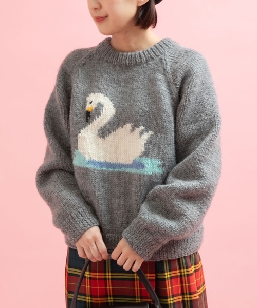 CHILD WOMAN(チャイルドウーマン)の「ネパールギルボックス スワンインターシャプルオーバー(ニット/セーター・レディース・レッド/ブラック/グレー・FREE)」の18枚目の写真