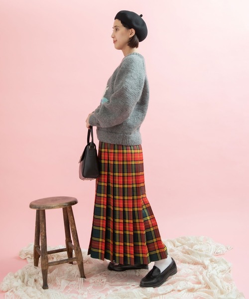 CHILD WOMAN(チャイルドウーマン)の「ネパールギルボックス スワンインターシャプルオーバー(ニット/セーター・レディース・レッド/ブラック/グレー・FREE)」の22枚目の写真