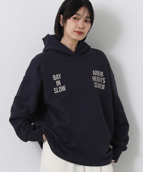 Gready Brilliant(グレディブリリアン)の「裏毛バックロゴフーディー(Tシャツ/カットソー・レディース・グレイッシュベージュ/ネイビー・38)」の9枚目の写真