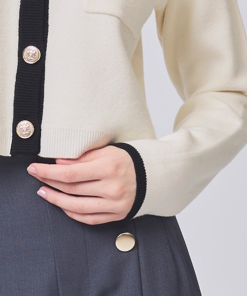 SWINGLE(スウィングル)の「金ボタンクルーネックカーディガン(カーディガン/ボレロ・レディース・イエロー/ピンク/ブラック/オフホワイト・FREE)」の7枚目の写真