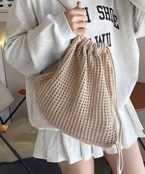 Miniministore（ミニミニストア）の「メッシュリュックサックニットナップサック（バックパック/リュック・レディース・ピンク/アイボリー/ブラック/ベージュ・FREE）」の4枚目の写真