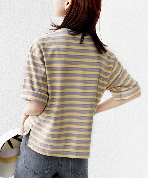 SHIPS(シップス)の「【WEB限定】マルチ ボーダー 5分袖 TEE(Tシャツ/カットソー・レディース・ブラウン/ライトグレー/ネイビー・ONE SIZE)」の11枚目の写真