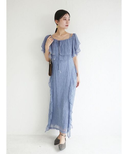 LAGUNAMOON（ラグナムーン）の「LADYレースフリルデザインボレロキャミワンピース 【オケージョンドレス】（ドレス・レディース・ブラック/ブルー・MEDIUM/SMALL）」の6枚目の写真
