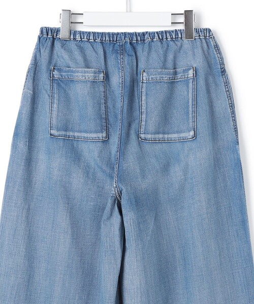 J.PRESS YORK STREET（ジェイプレスヨークストリート）の「【WOMEN】ライトダンガリー リラックスワイド パンツ（その他パンツ・レディース・ダルブルー系・F）」の4枚目の写真